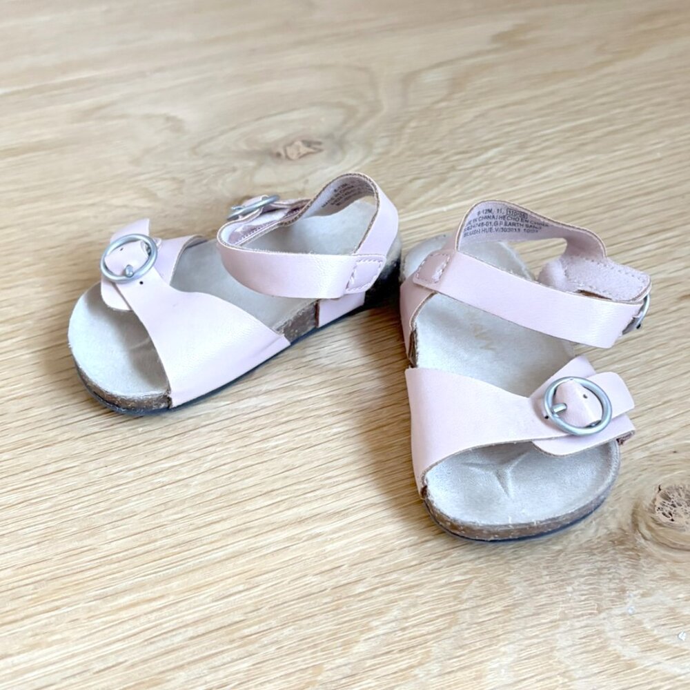 Old Navy Faux-Leather Faux-Buckled Strap Sandals